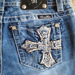 Miss Me Signature Skinny size 29